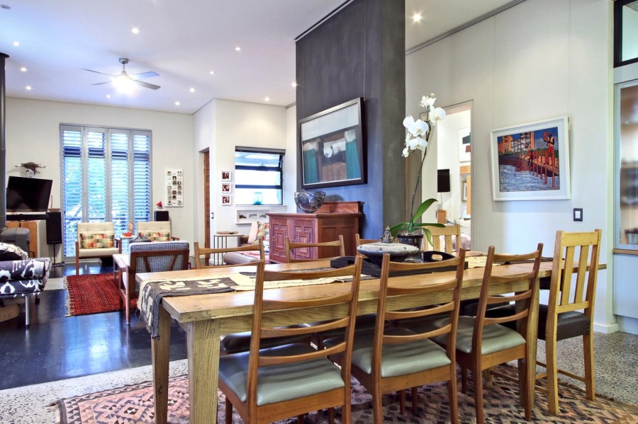 To Let 2 Bedroom Property for Rent in Green Point Western Cape